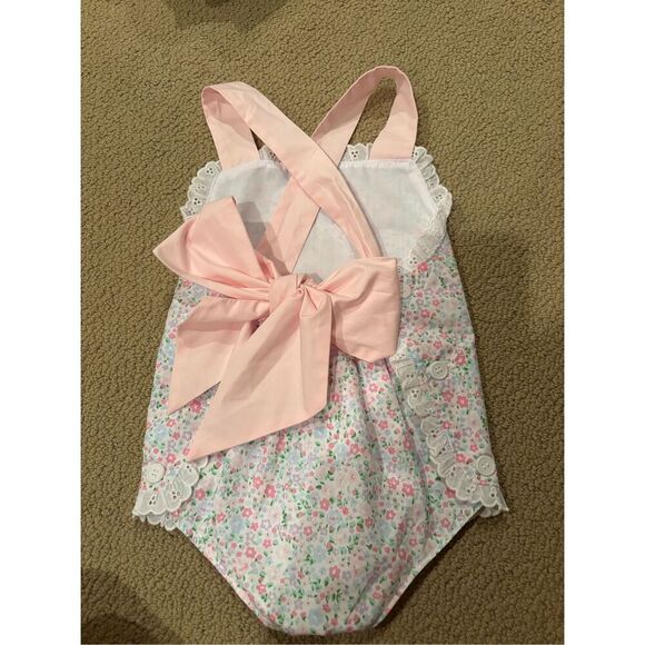 NWT The Beaufort Bonnet Company Sisi Sunsuit - Mountain Brook Mini Floral With P - Picture 3 of 6